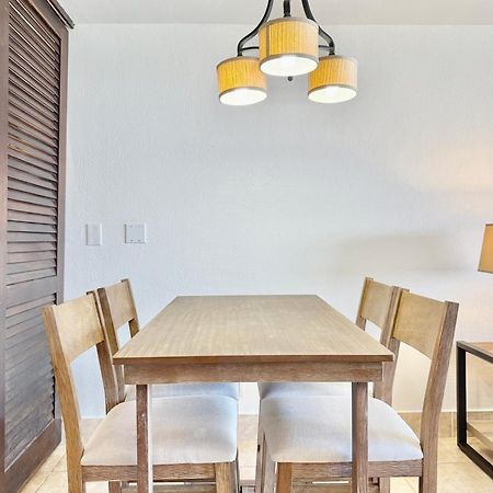 Sapphire Beach Beachfront Condo Free Wi - Fi! - Save! East End  Buitenkant foto